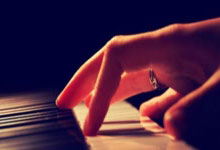 西甲:皇马以3比0 轻取巴利亚多利德.